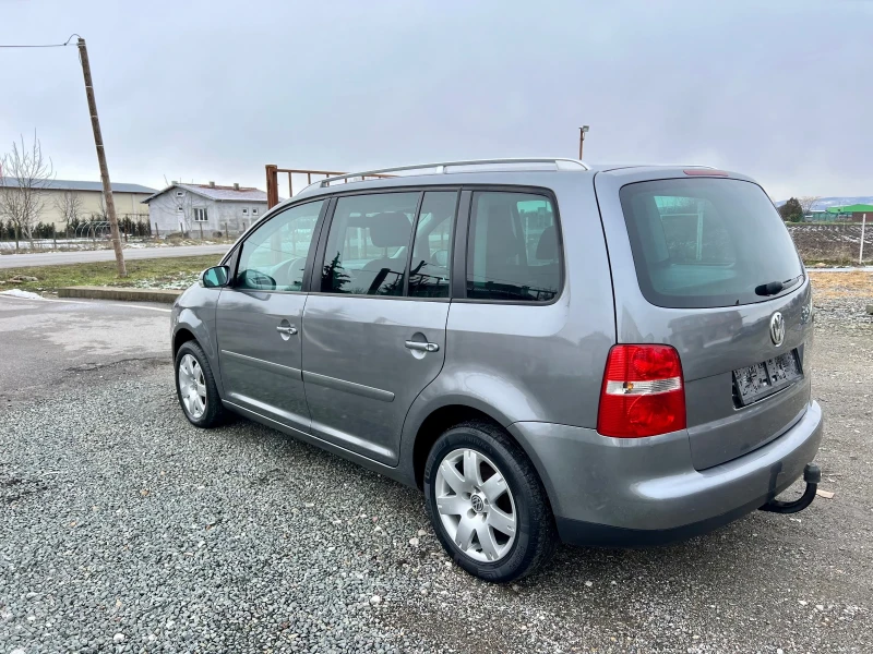 VW Touran 1.9TDI 105kc, снимка 3 - Автомобили и джипове - 48666157