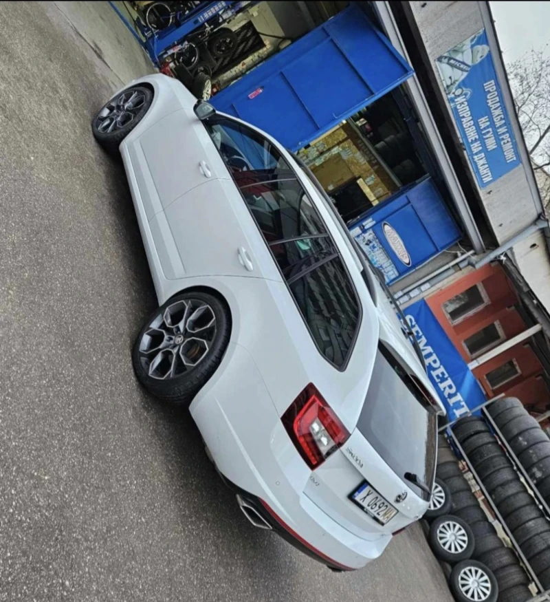 Skoda Octavia VRS 2.0 TDI 184 k.c. 4x4 DSG DIGITAL, снимка 7 - Автомобили и джипове - 49572158