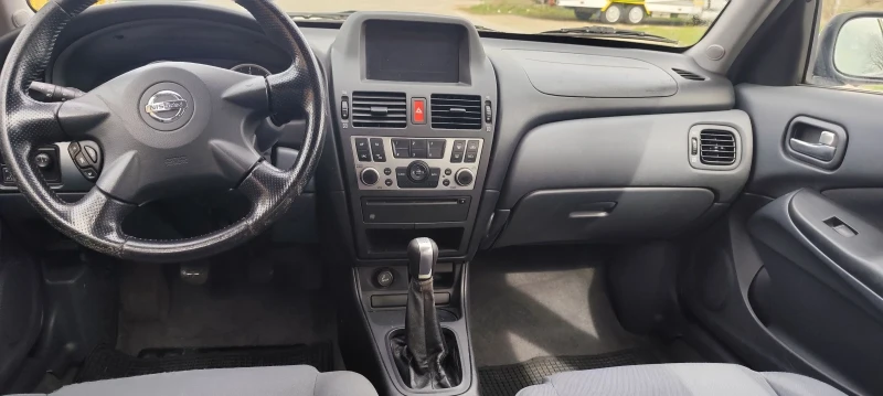 Nissan Almera 2, 2 дизел, снимка 5 - Автомобили и джипове - 49621870