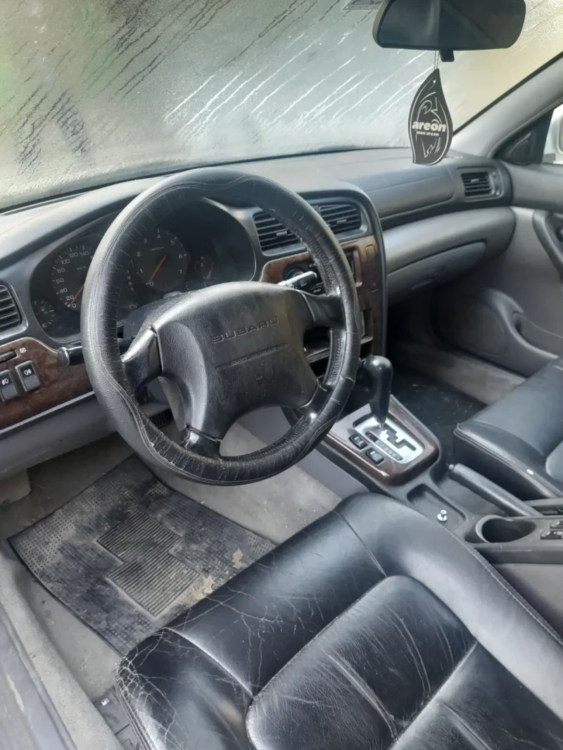 Subaru Legacy, снимка 6 - Автомобили и джипове - 51077461