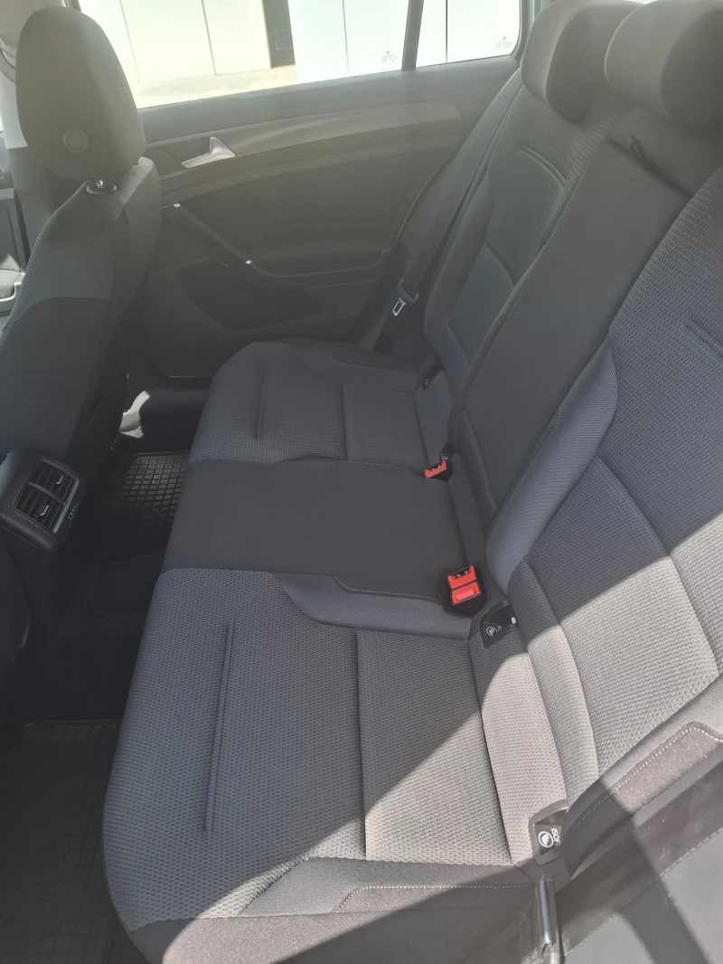 VW Golf Variant DSG 1.4 Метан (Bluemotion), снимка 8 - Автомобили и джипове - 50978183