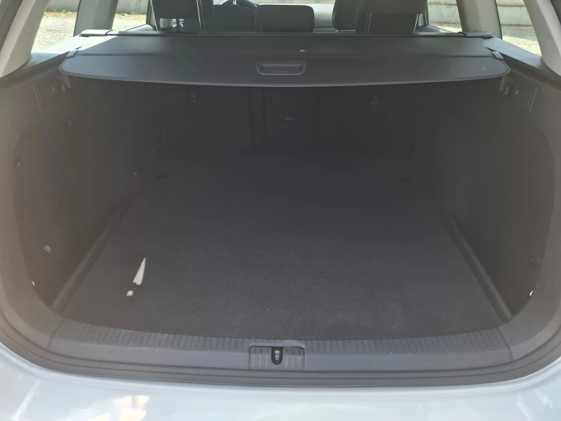 VW Golf Variant DSG 1.4 Метан (Bluemotion), снимка 7 - Автомобили и джипове - 50978183