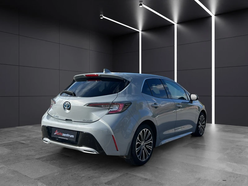 Toyota Corolla Hybrid Luxury, снимка 3 - Автомобили и джипове - 52036521