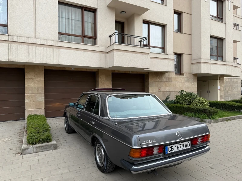 Mercedes-Benz 123 240D, снимка 6 - Автомобили и джипове - 52660313
