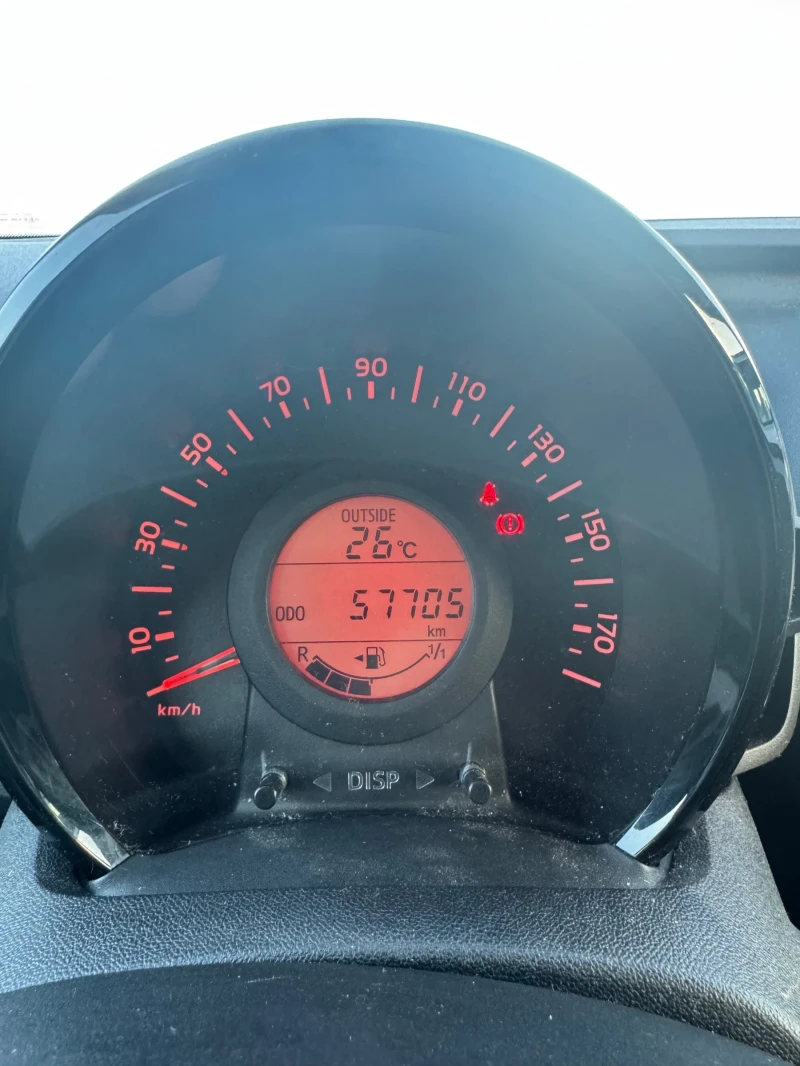 Peugeot 108, снимка 9 - Автомобили и джипове - 52659604