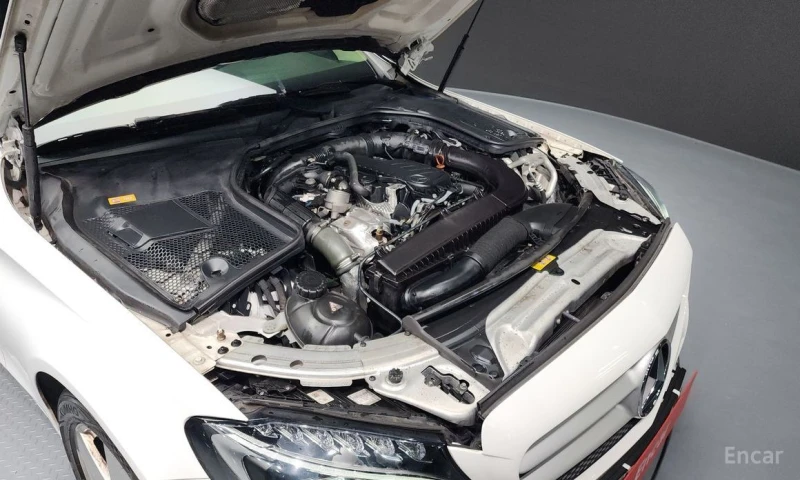 Mercedes-Benz C 200, снимка 6 - Автомобили и джипове - 52728167