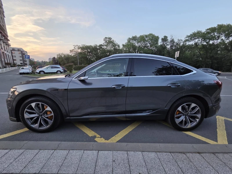 Audi E-Tron Q8-Etron 55, S line quattro 95kWh sportback, снимка 5 - Автомобили и джипове - 52771228