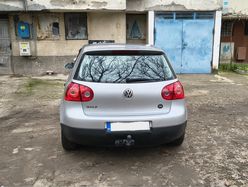 VW Golf V, снимка 5 - Автомобили и джипове - 52893598
