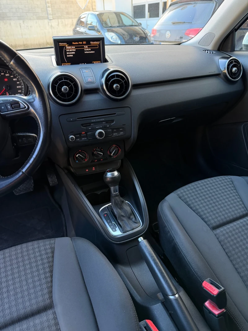 Audi A1 1.4 TFSI S-line, снимка 8 - Автомобили и джипове - 52956186