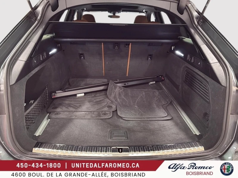 Audi Rs6 * PERFORMANCE, CARBON PKG, OPTIC PKG * CARFAX * БЕ, снимка 6 - Автомобили и джипове - 52997546