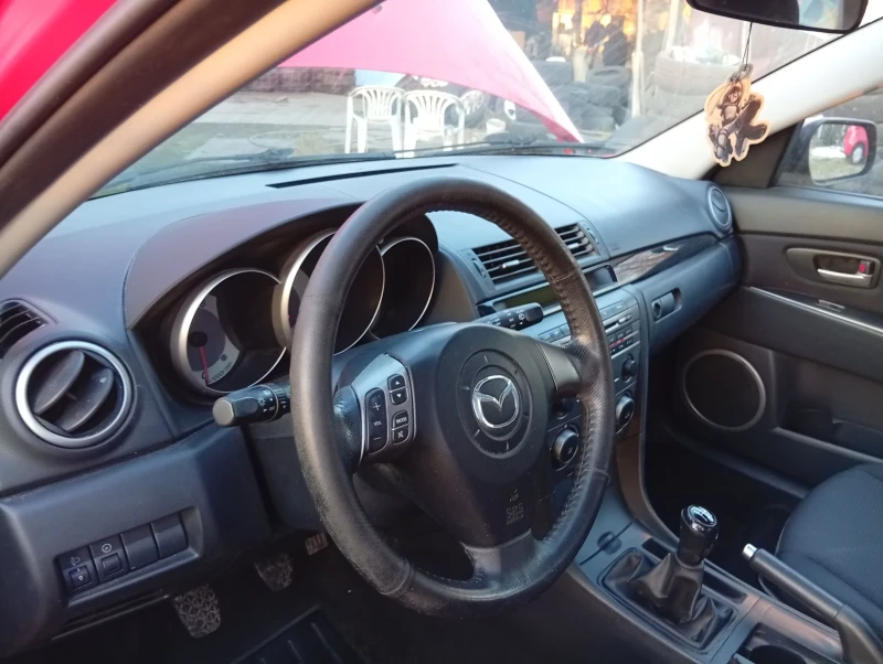 Mazda 3 1.6 HDI Klima, снимка 5 - Автомобили и джипове - 53144519