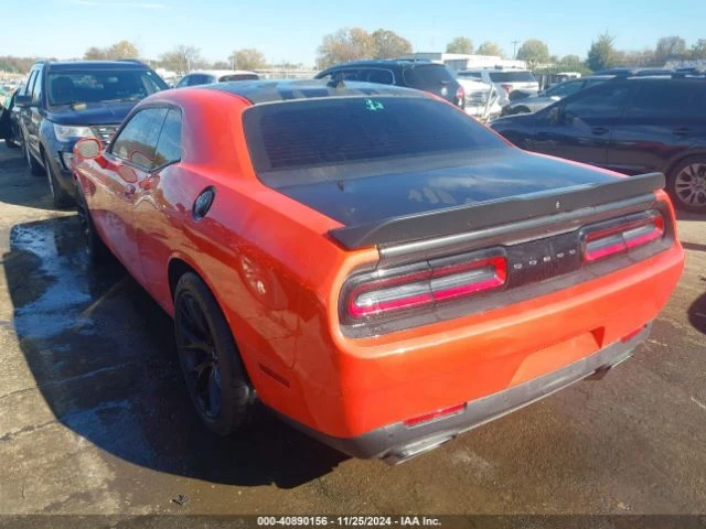 Dodge Challenger 392 HEMI SCAT PACK SHAKER, снимка 8 - Автомобили и джипове - 48601130