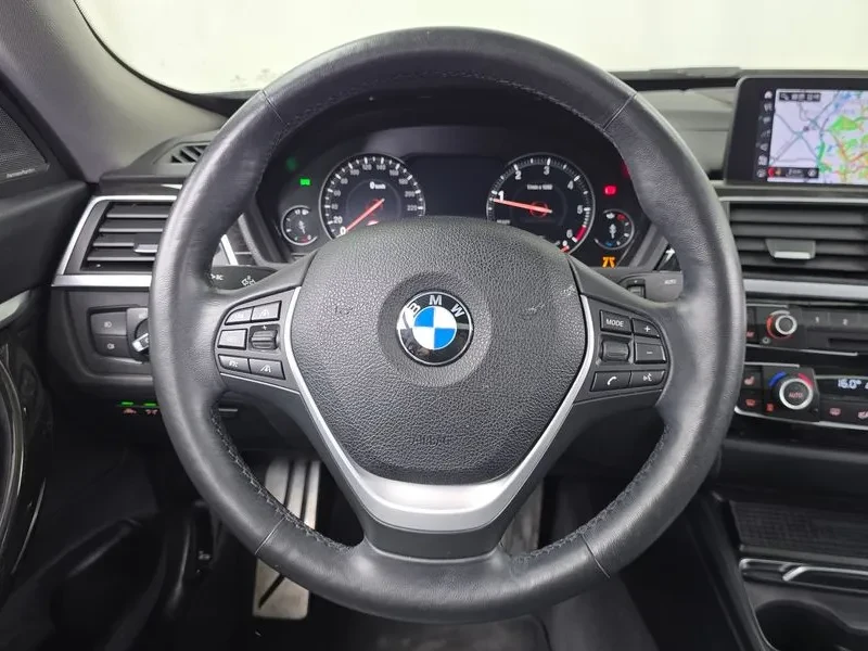 BMW 320 d, снимка 13 - Автомобили и джипове - 55144808