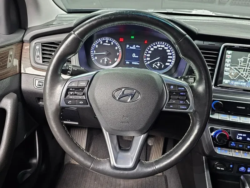 Hyundai Sonata 2.0 Modern, снимка 14 - Автомобили и джипове - 55690066