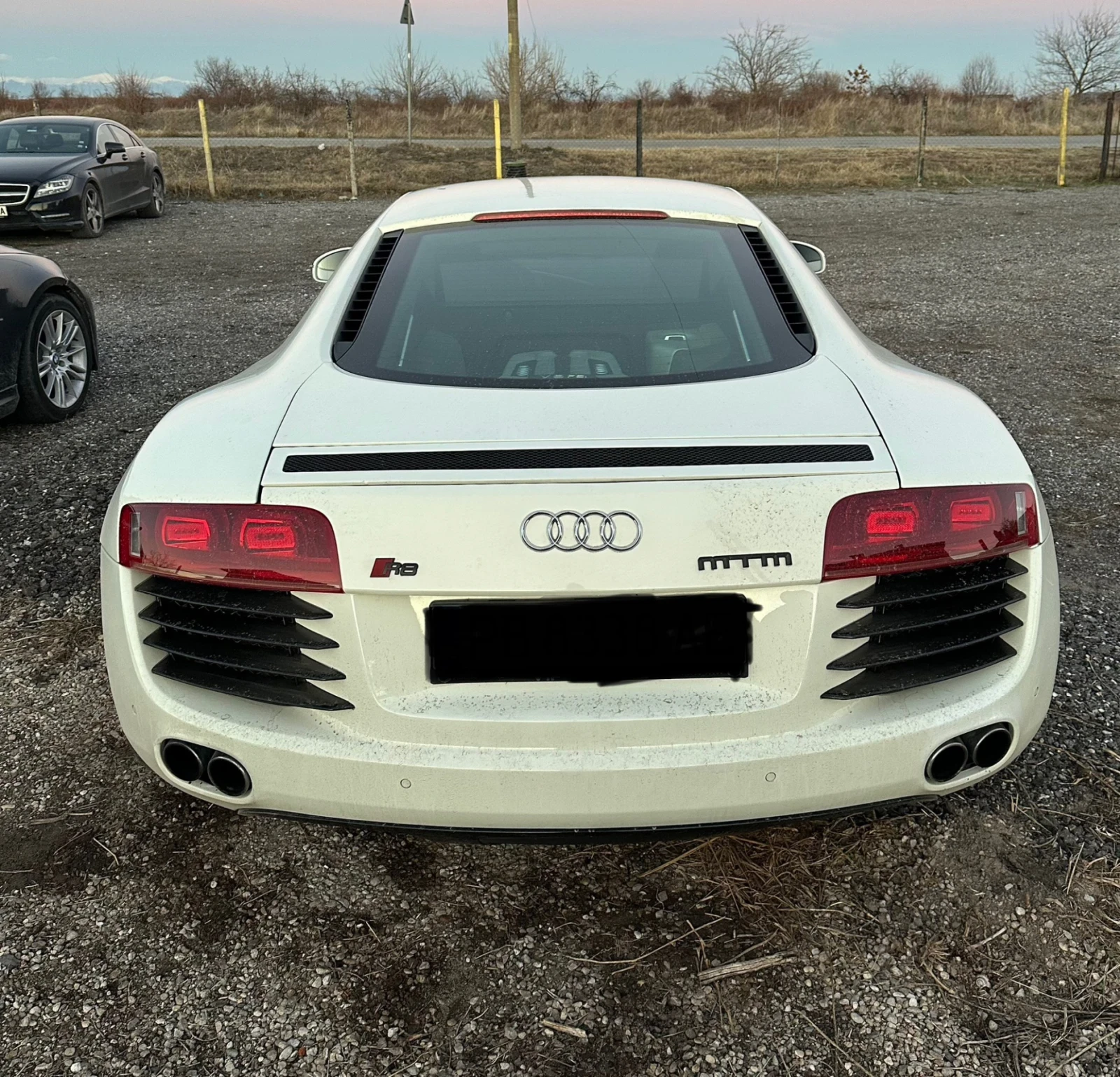 Audi R8 4.2i QUATTRO - изображение 6