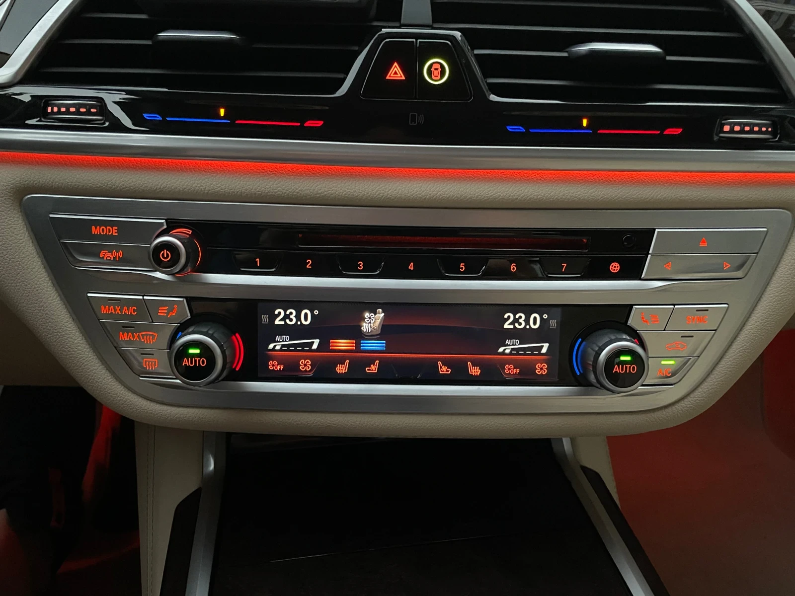 BMW 740 I Nappa Laser SoftClose FullAssist  | Mobile.bg   11