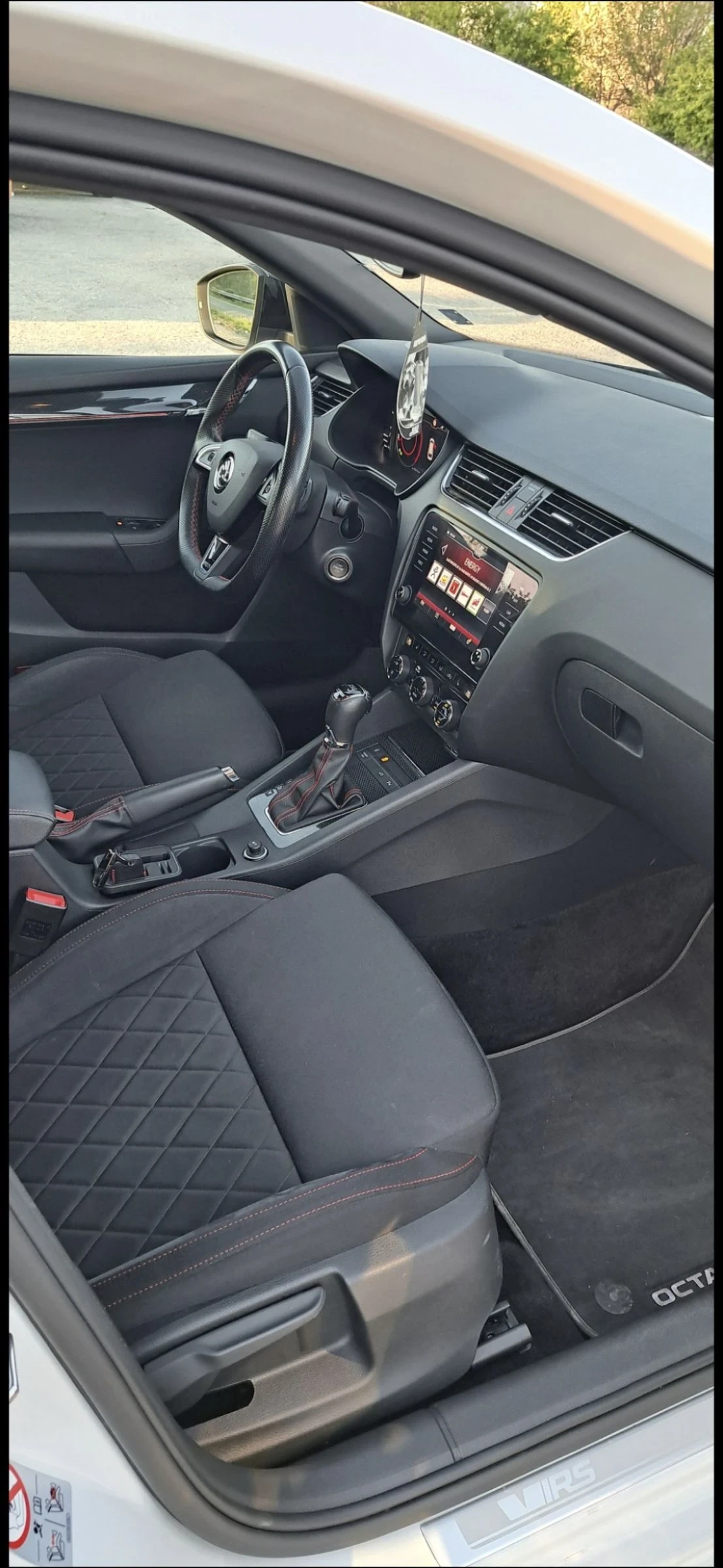 Skoda Octavia VRS 2.0 TDI 184 k.c. 4x4 DSG DIGITAL | Mobile.bg   12