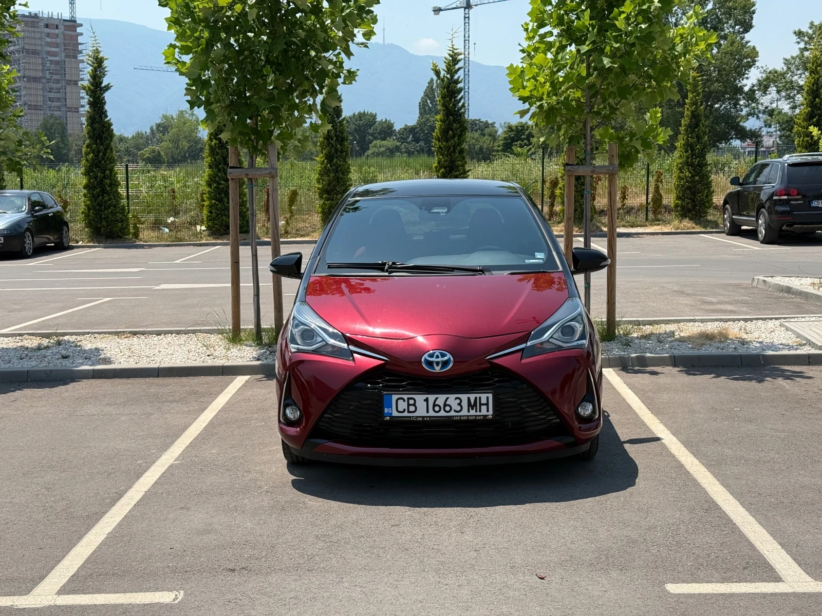 Toyota Yaris 1.5 VVT-i (100 Hp) Hybrid e-CVT - изображение 2