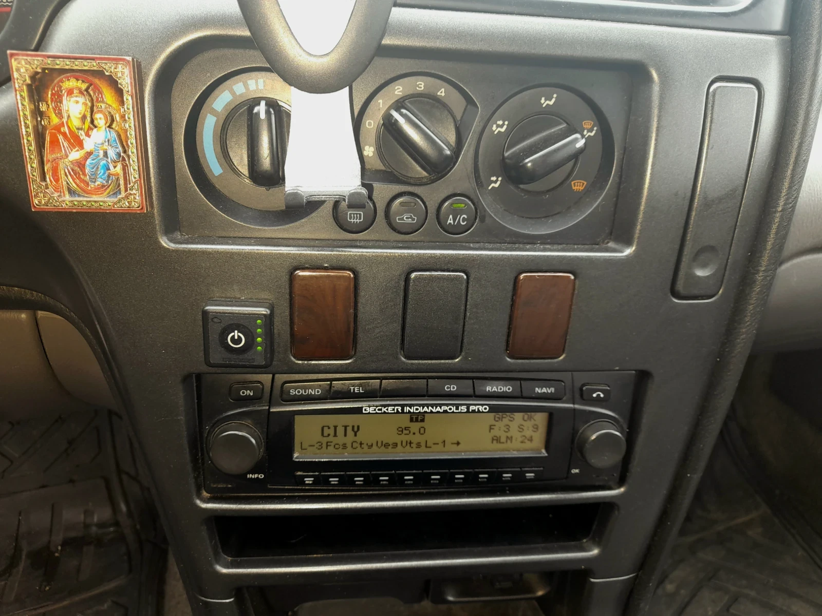 Subaru Legacy 2.0i 4x4 LPG - изображение 9