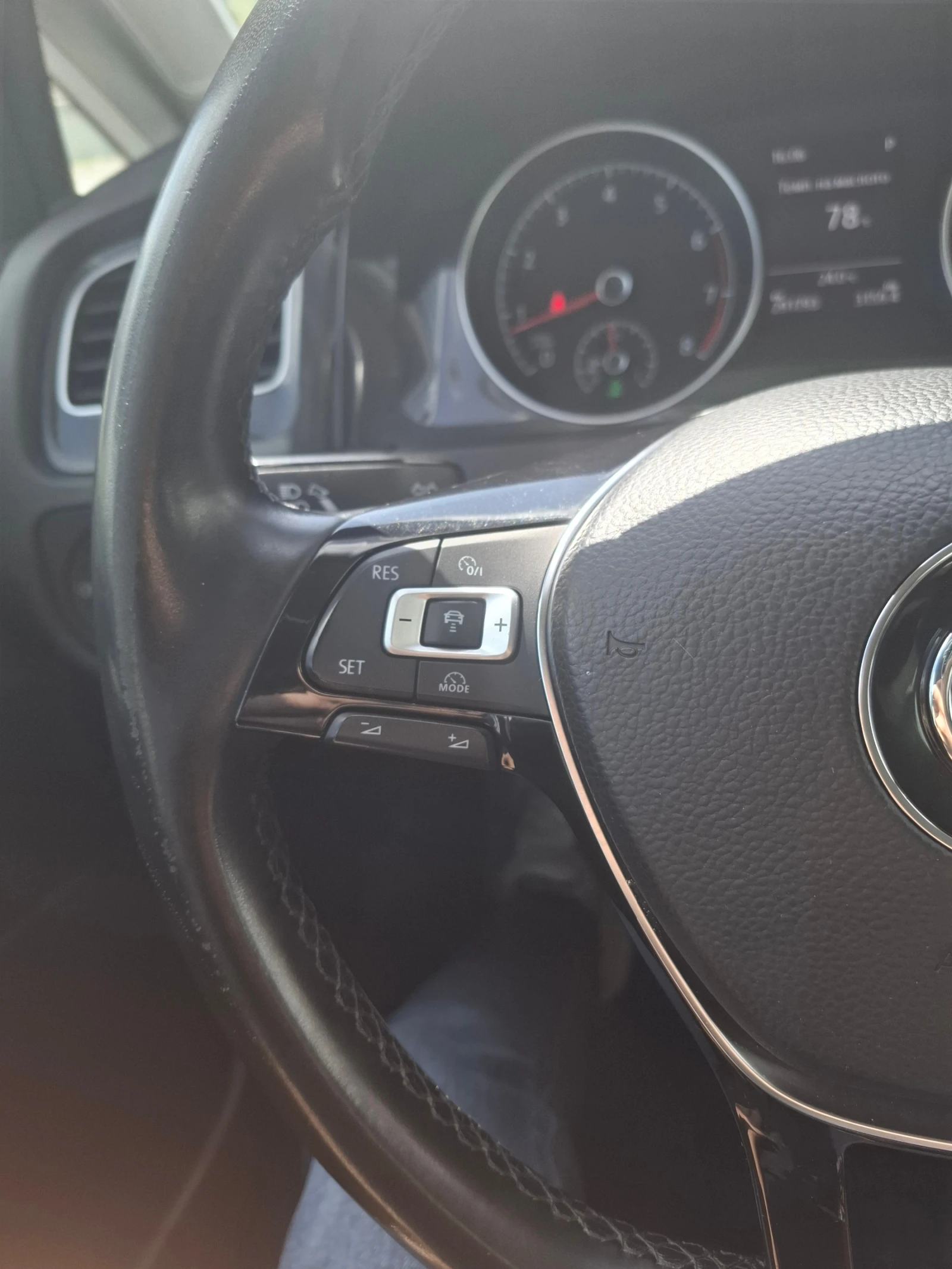 VW Golf Variant DSG 1.4  (Bluemotion) | Mobile.bg   13