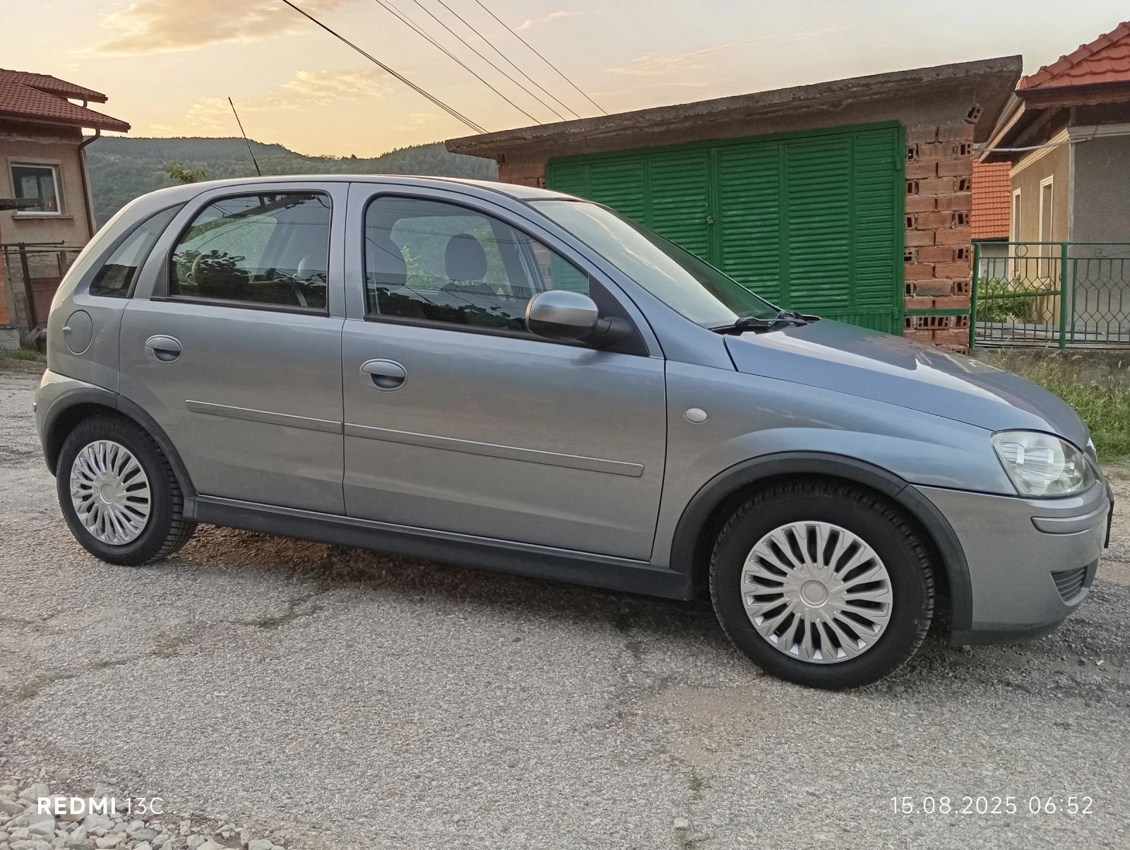 Opel Corsa 1.2 i * климатик*  - изображение 3