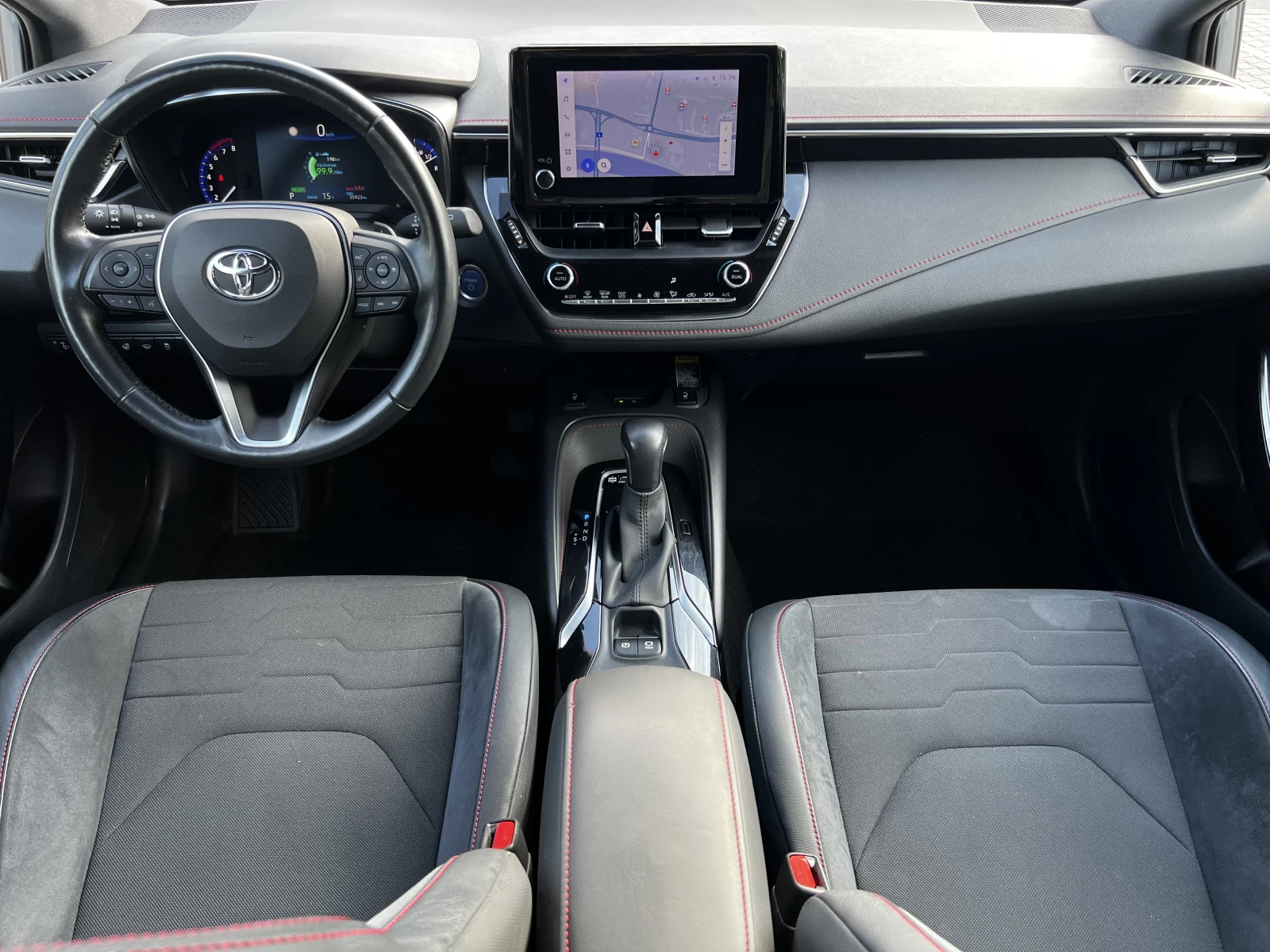 Toyota Corolla Hybrid Luxury - изображение 9