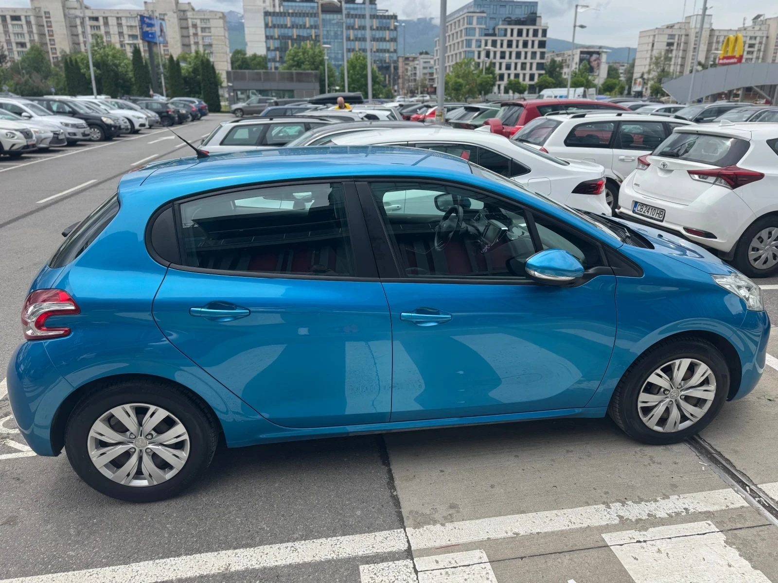 Peugeot 208  - изображение 4