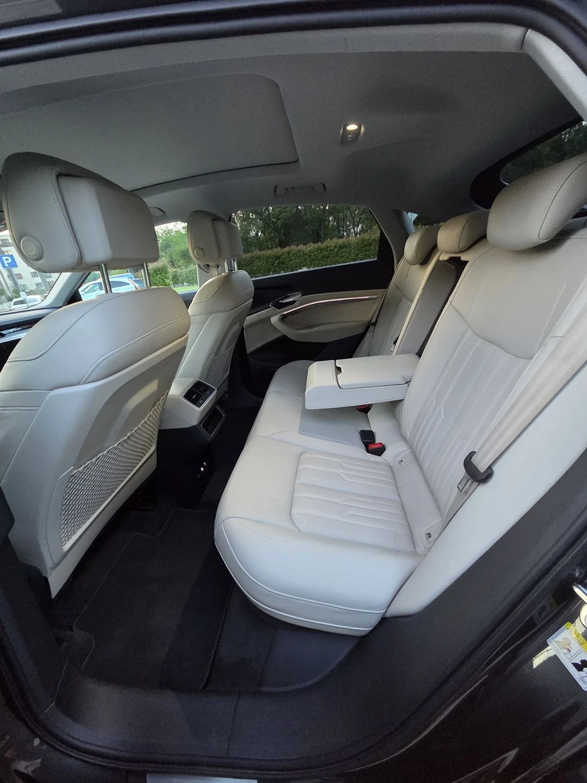 Audi E-Tron Q8-Etron 55, S line quattro 95kWh sportback | Mobile.bg � ����������� 12