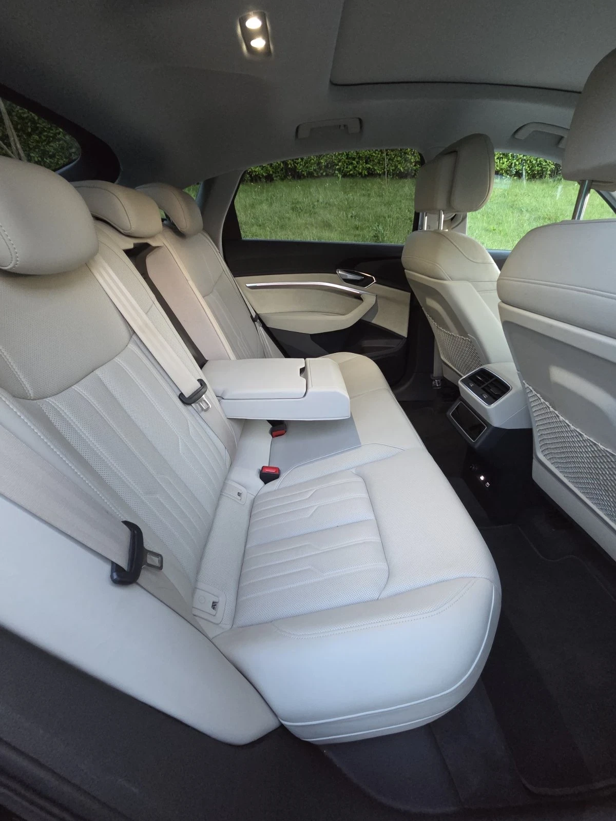 Audi E-Tron Q8-Etron 55, S line quattro 95kWh sportback | Mobile.bg � ����������� 11