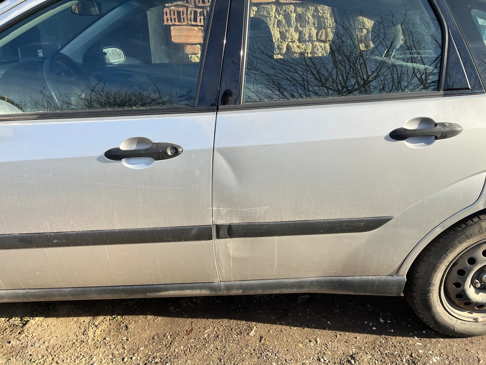 Ford Focus 1.4i - изображение 4