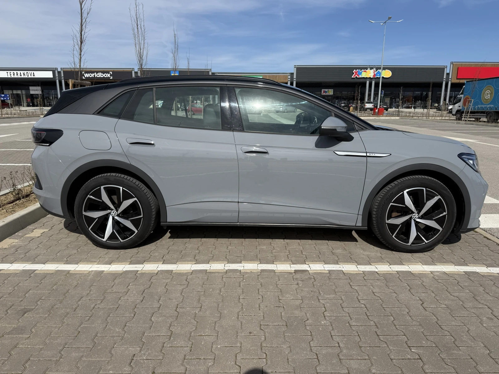 VW ID.4 GTX 82kWh| 360| AWD| HEAD-UP| ТЕРМОПОМПА, снимка 4 - Автомобили и джипове - 53784906