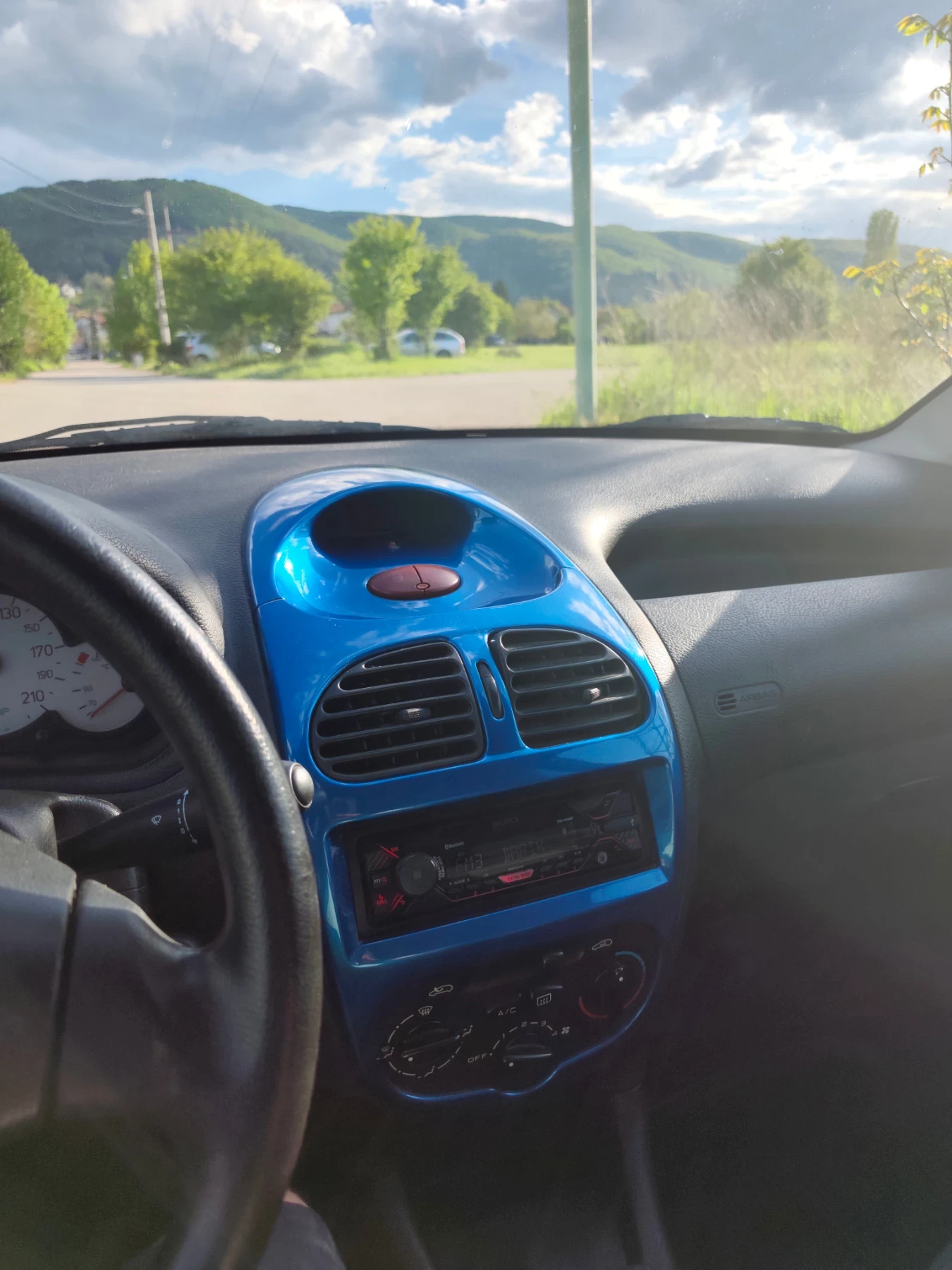 Peugeot 206 206, снимка 3 - Автомобили и джипове - 54444359