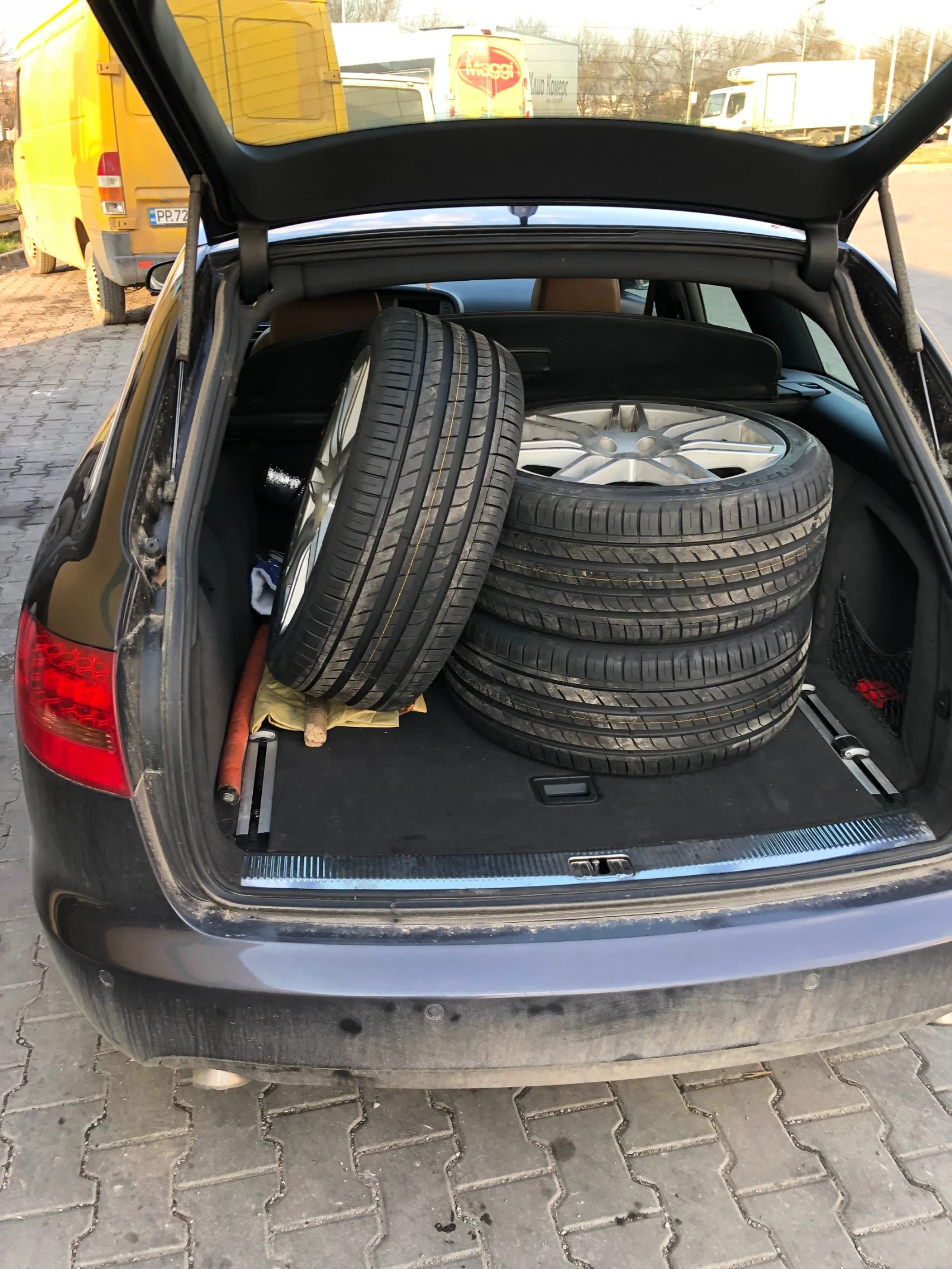 Audi A6, снимка 3 - Автомобили и джипове - 54795371