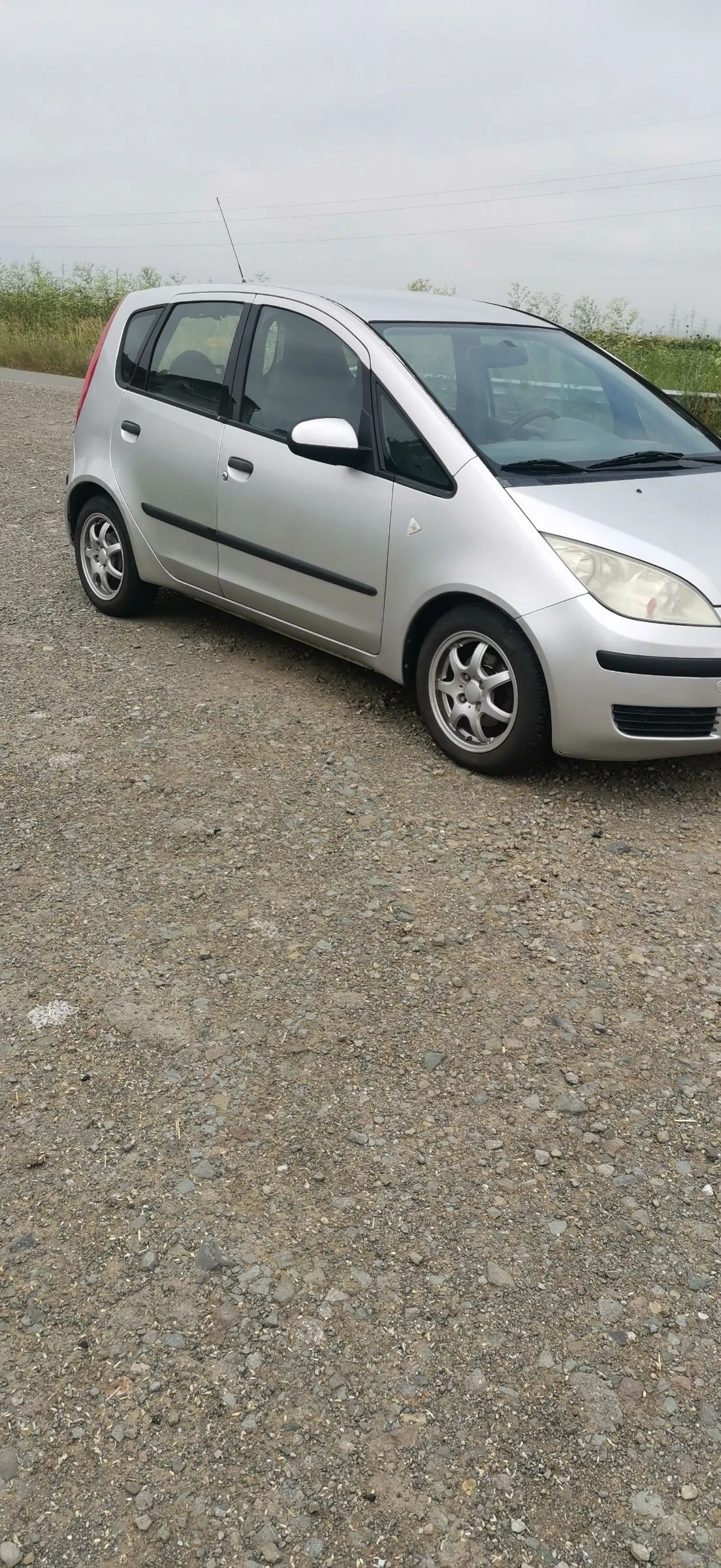 Mitsubishi Colt 1.1, снимка 5 - Автомобили и джипове - 54981322