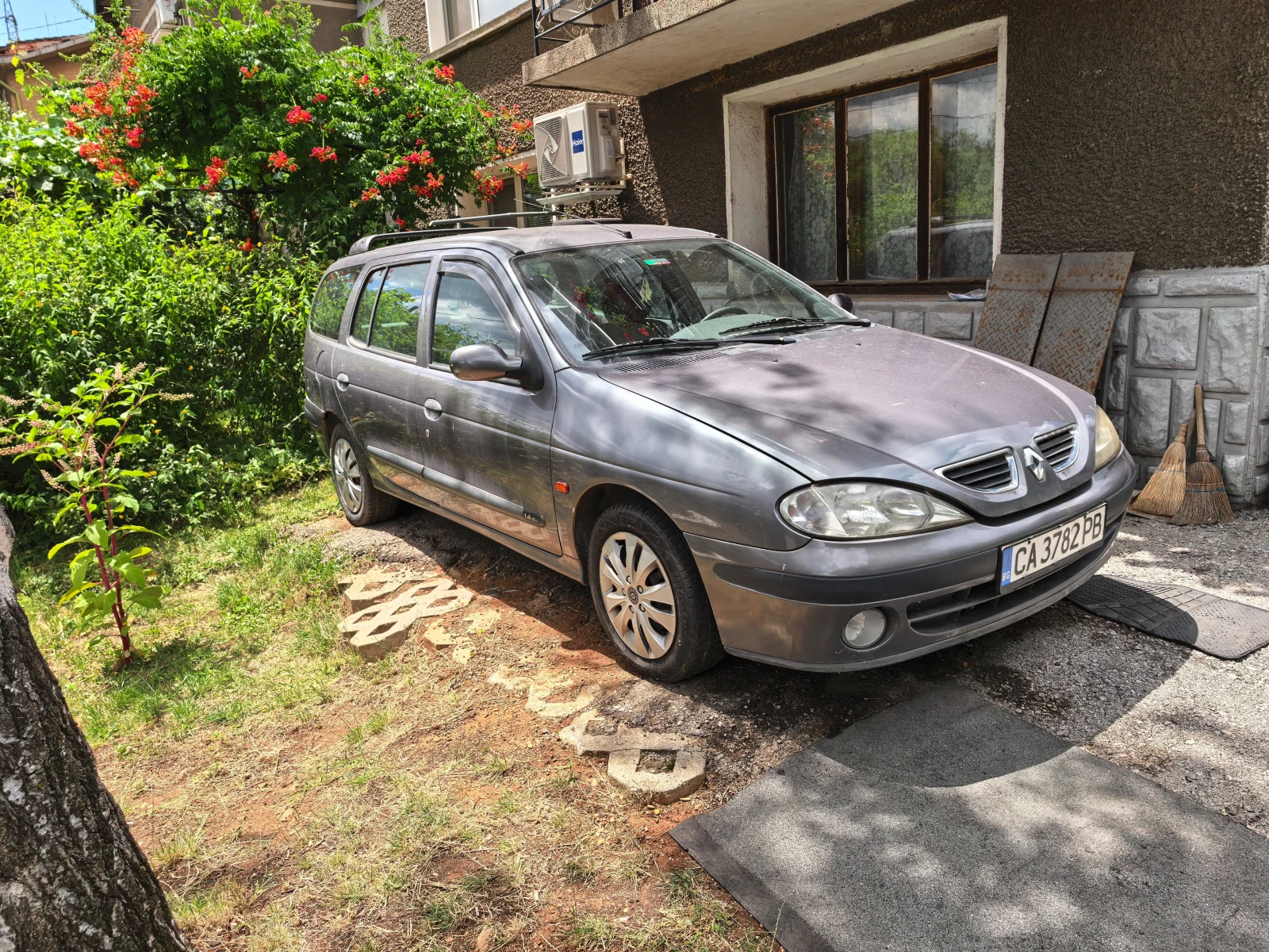 Renault Megane, снимка 4 - Автомобили и джипове - 55251601