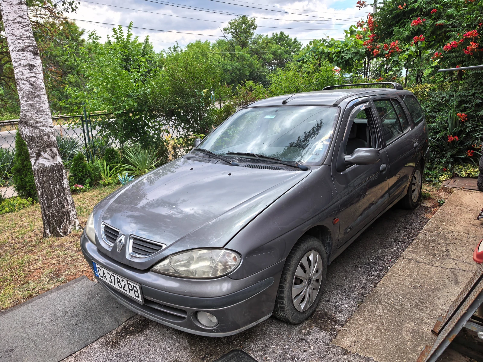 Renault Megane, снимка 2 - Автомобили и джипове - 55251601