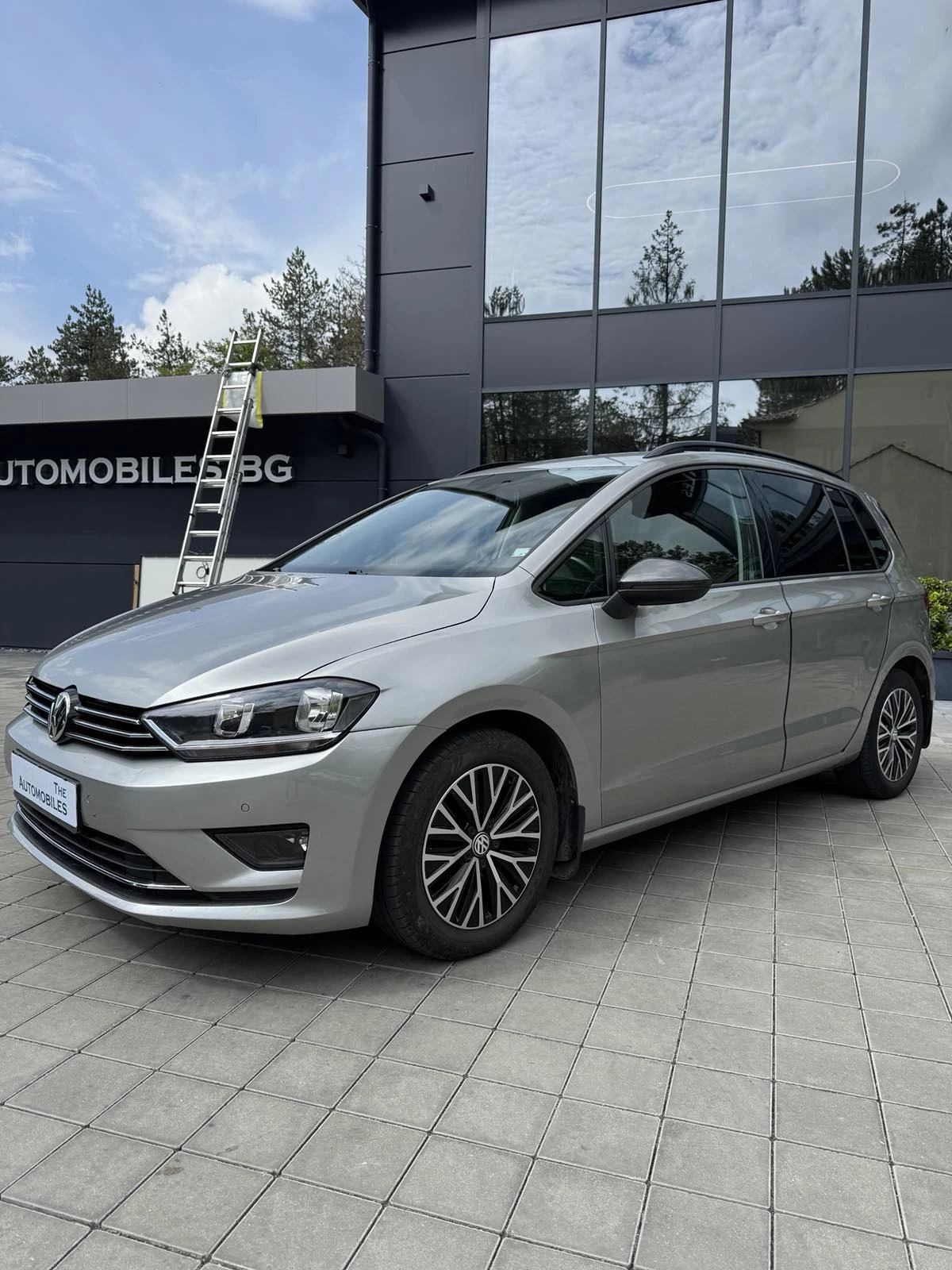 VW Golf SPORTSVAN, снимка 3 - Автомобили и джипове - 55273616