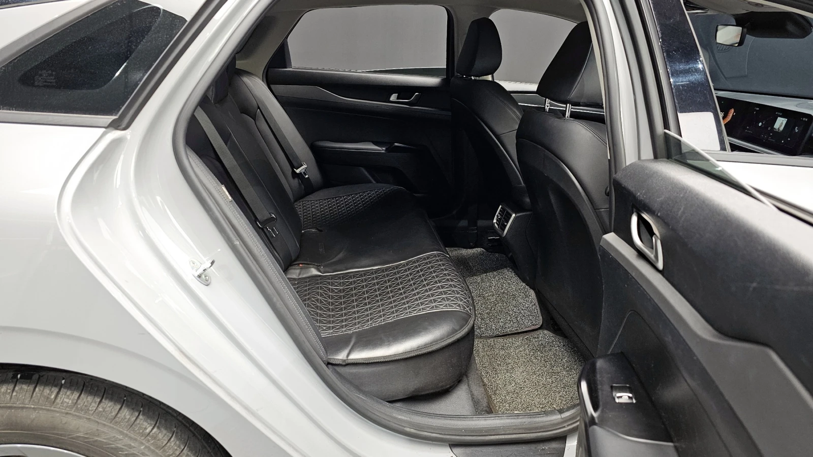 Kia K5 | ���������� ��� ������������ ������ | Mobile.bg � ����������� 10