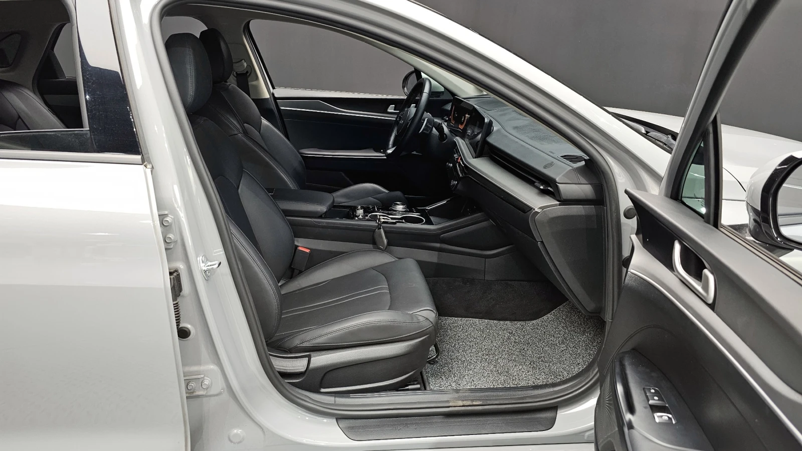 Kia K5 | ���������� ��� ������������ ������ | Mobile.bg � ����������� 9