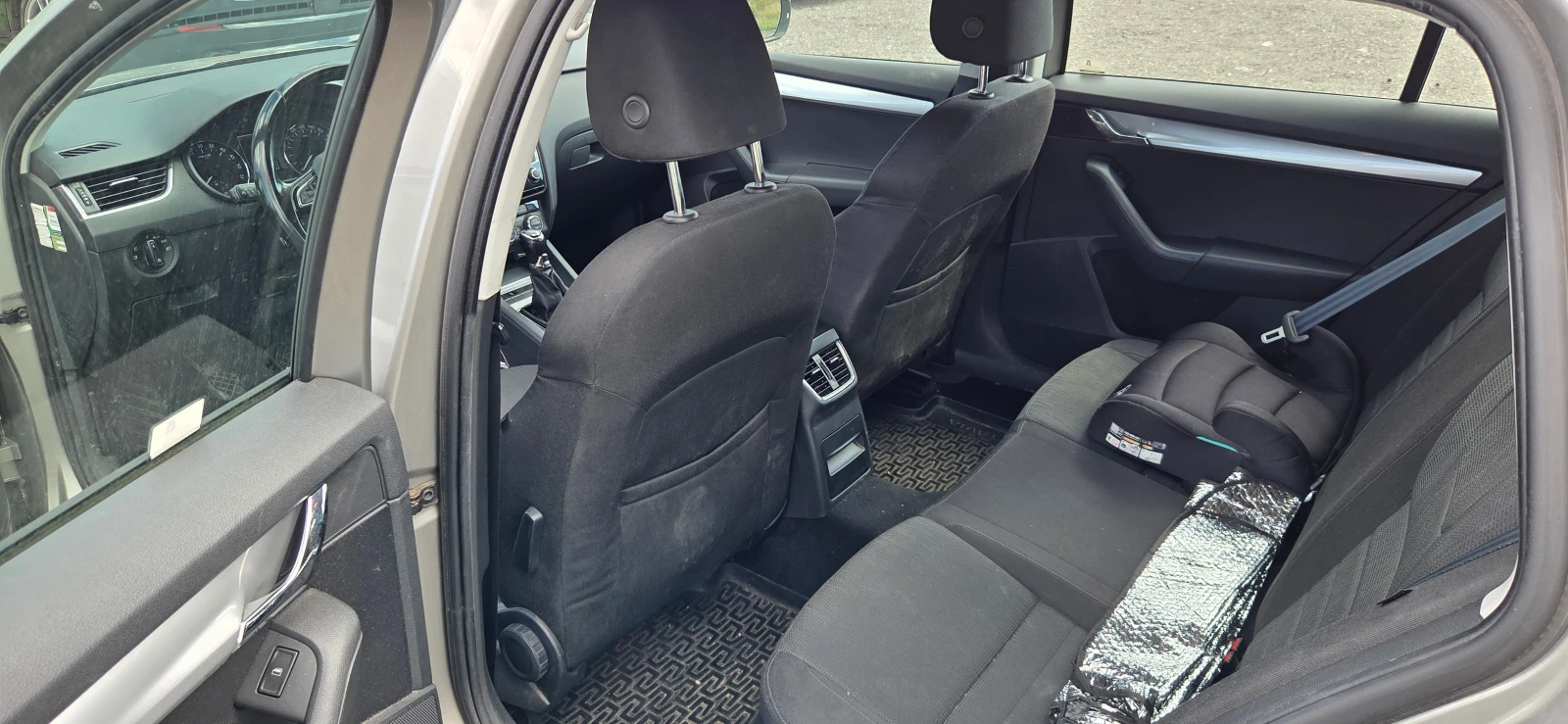 Skoda Octavia 4X4 2.0 TDI N1, снимка 12 - Автомобили и джипове - 56128590