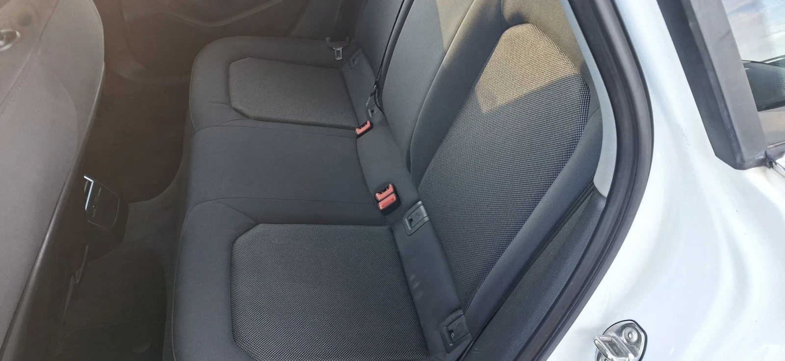 Audi A3 1.6TDI, снимка 5 - Автомобили и джипове - 56362031