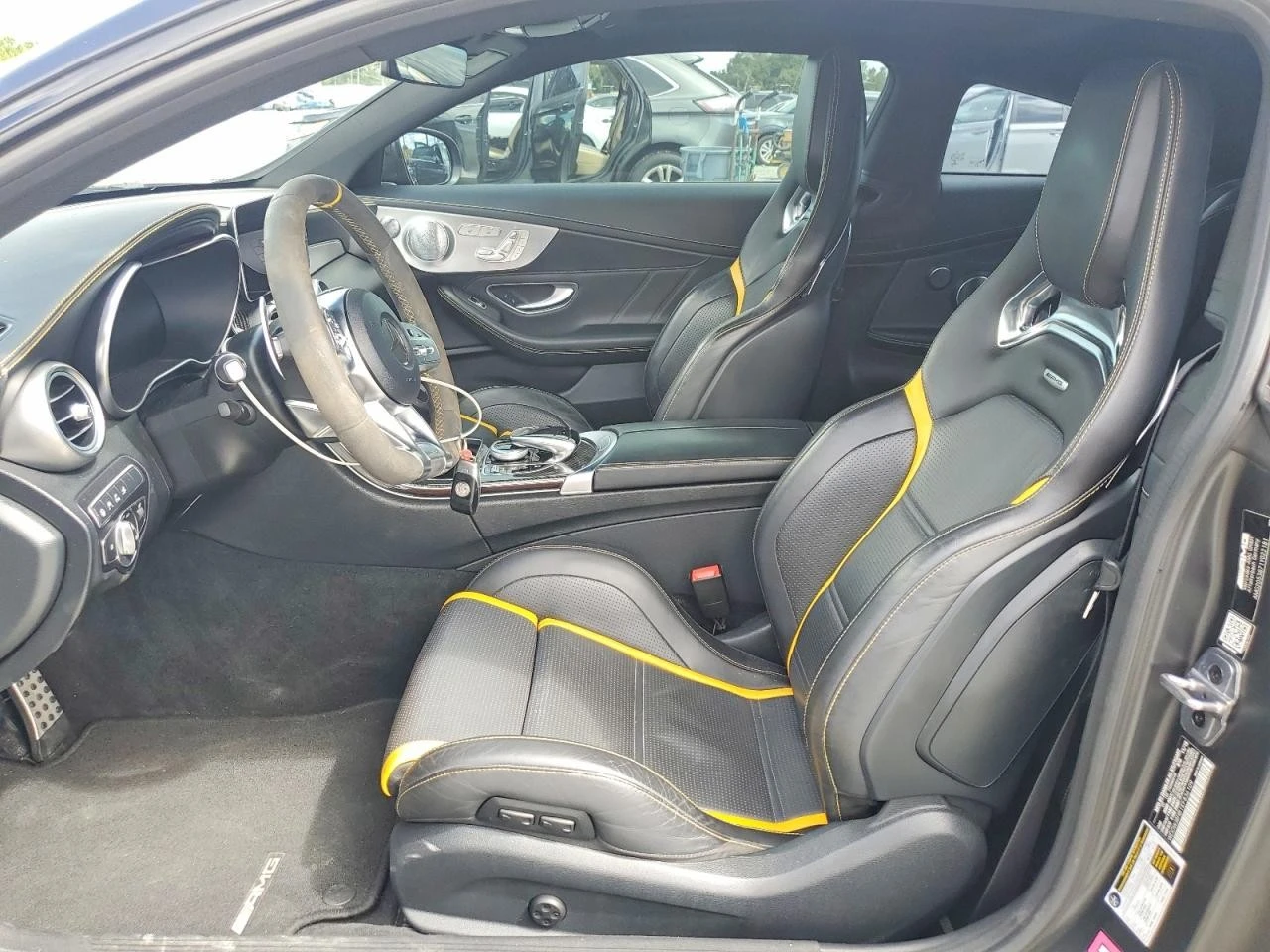 Mercedes-Benz C 63 AMG BURMESTER PREMIUM| AMG CARBON FIBER INTERIOR TRIM | Mobile.bg � ����������� 8