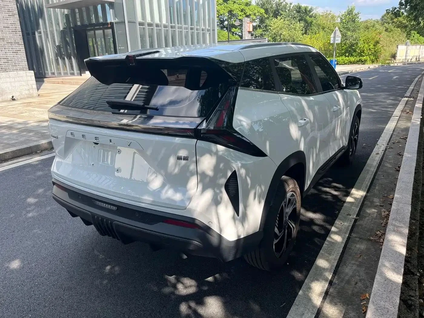 Geely Cityray, снимка 5 - Автомобили и джипове - 56690202