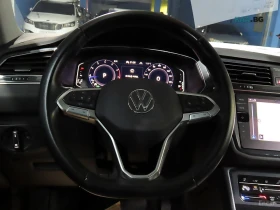 VW Tiguan R-LINE / PRESITGE / DIGITAL / ОБДУХ / ПАНОРАМА , снимка 8