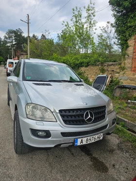     Mercedes-Benz ML 350   