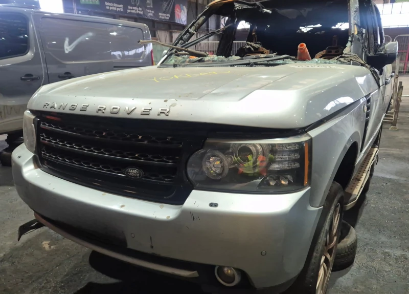 Land Rover Range rover 3.6/4.4 D части, снимка 3 - Автомобили и джипове - 18110400
