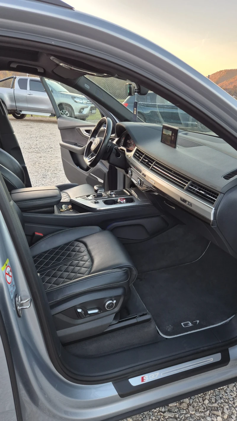 Audi SQ7 4.0TDI V8 * ШВЕЙЦАРИЯ* , снимка 12 - Автомобили и джипове - 47623558