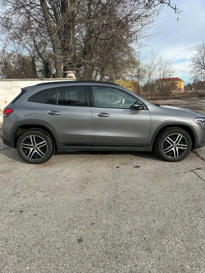 Mercedes-Benz GLA 200, снимка 3 - Автомобили и джипове - 49122849