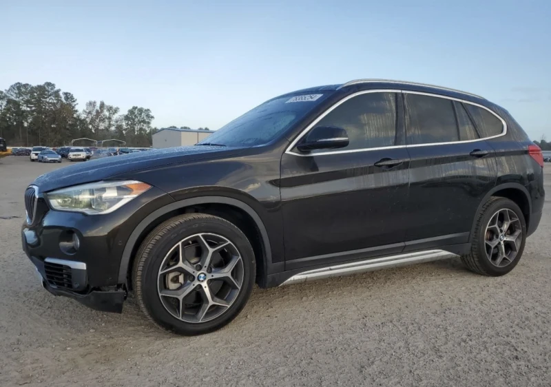 BMW X1, снимка 2 - Автомобили и джипове - 48981332