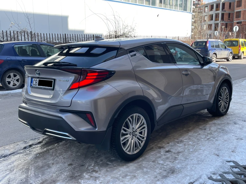 Toyota C-HR 2.0 Hybrid e-CVT Classy Facelift - в ГАРАНЦИЯ, снимка 3 - Автомобили и джипове - 49235640